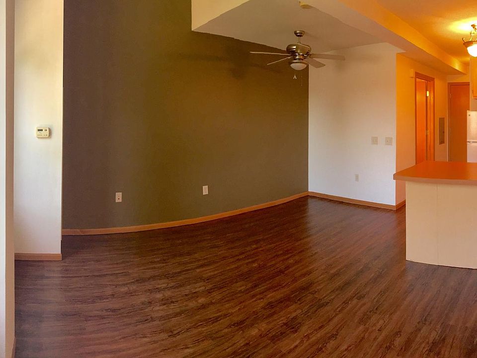 Living room / Bedroom / Kitchen