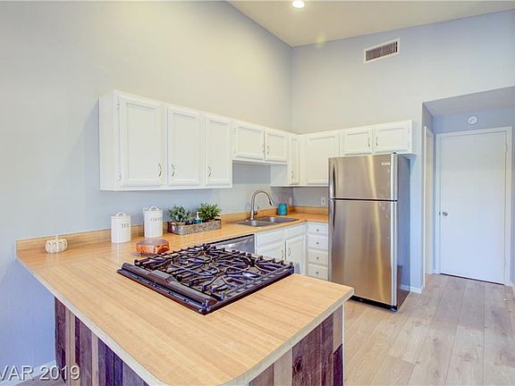 4th image of 1310 Georgia Ave