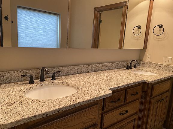3rd image of 7708 Deer Meadow Dr