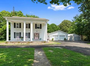 374 Main St, Sacramento, KY 42372