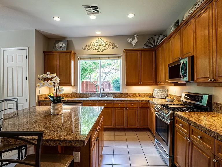 2368 San Marco Ct — Photo 41