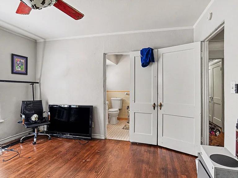 4301 Emerson Ave — Photo 6