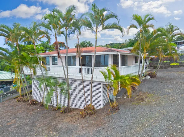 82-715 Kamakani St #1, Captain Cook, HI 96704