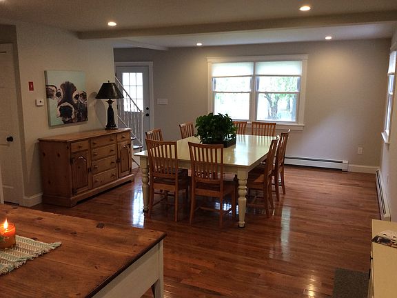 Large open kitchen /dining