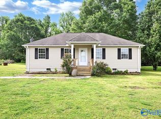 101 Maple Cir, Arab, AL 35016