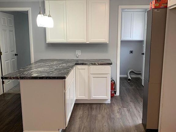 5th image of 809 Johnson Ave