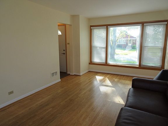 4th image of 4936 Lamb Dr