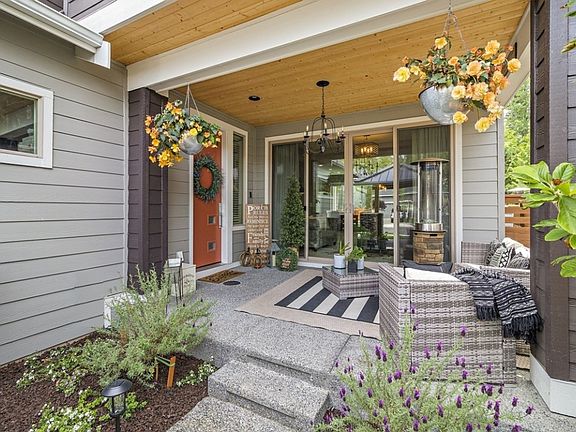 3rd image of 13146 176th Ave E