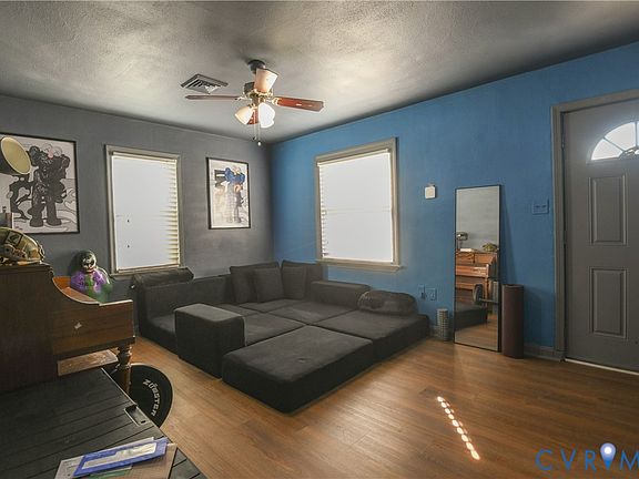 4th image of 49 Harvard Rd