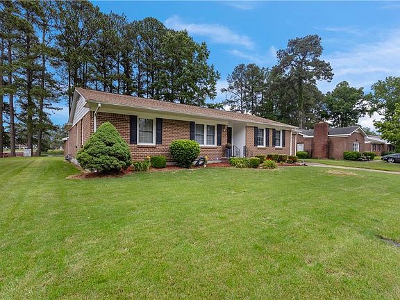 2nd image of 1116 Lakeview Dr