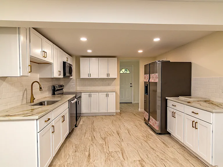 174 Sand Spring Rd — Photo 4