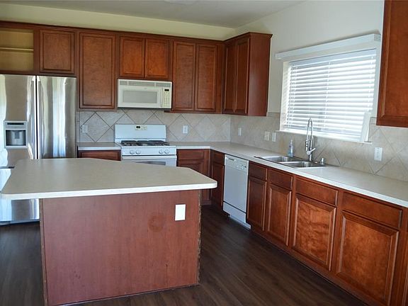 4th image of 3475 Cedar Prairie Dr