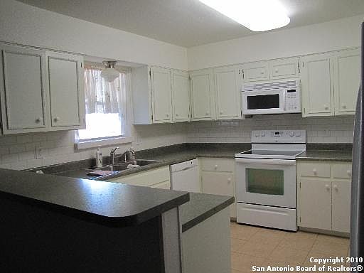 4th image of 10714 Grand Haven Dr
