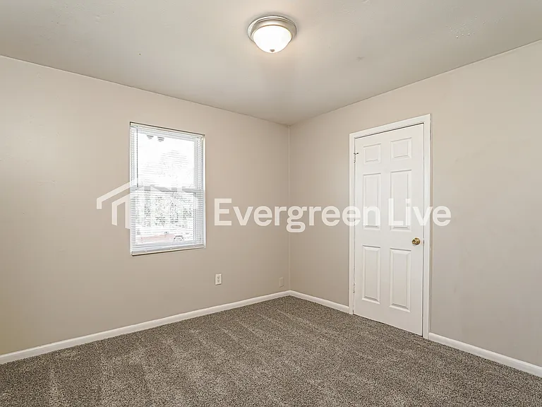 3406 Chadbourne St — Photo 9