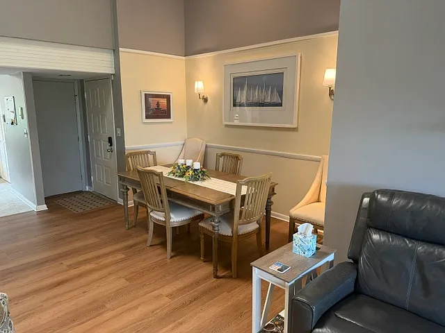 2 bed, 1020 sqft, $1,550 — Photo 4