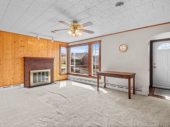 4th image of 412 Elm Ave