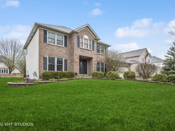 116 Peace Ave, Bolingbrook, IL 60490