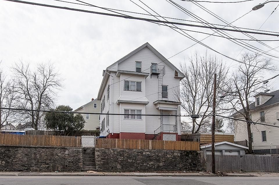 1st image of 650-652 Douglas Ave