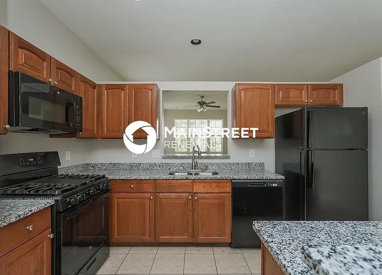 610 Wave Crest Cir — Photo 8