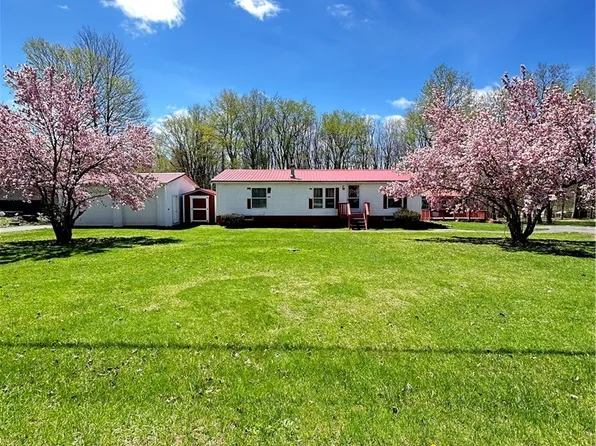255 Holly Hole Rd, Constantia, NY 13044