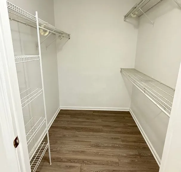 9117 Laird St — Photo 13
