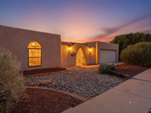 1129 Monte Largo Dr NE, Albuquerque, NM 87123