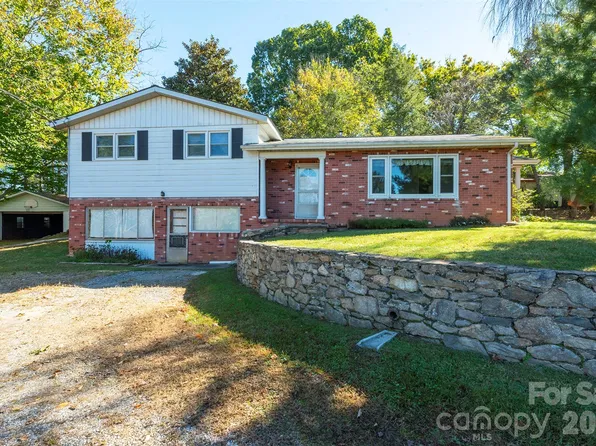 69 Alexander Rd, Weaverville, NC 28787