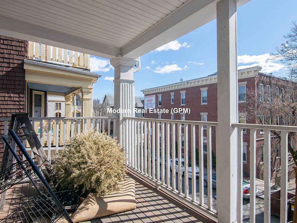 7 Harvard Ter. #2 Boston - Allston Shared Unit Photo 4