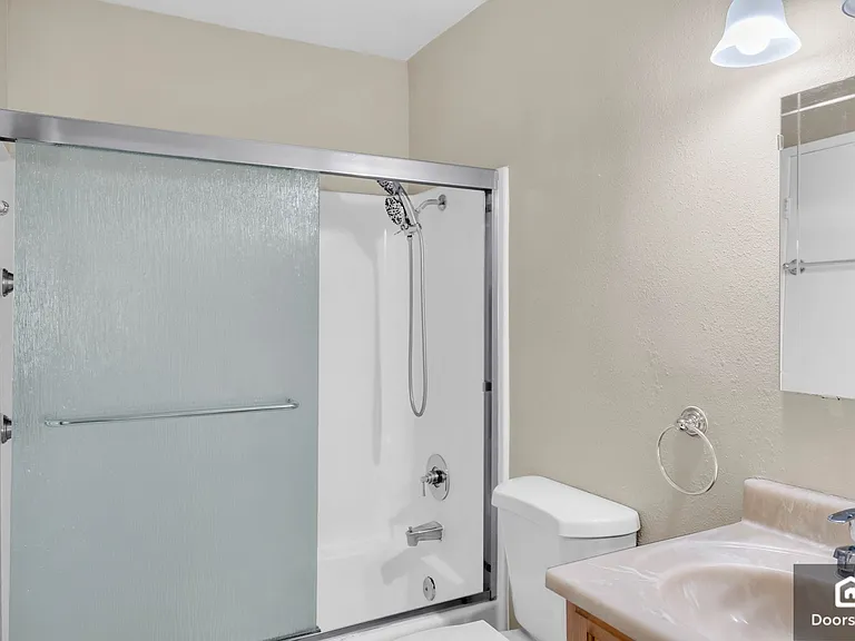 18645 Hatteras St #146 — Photo 12