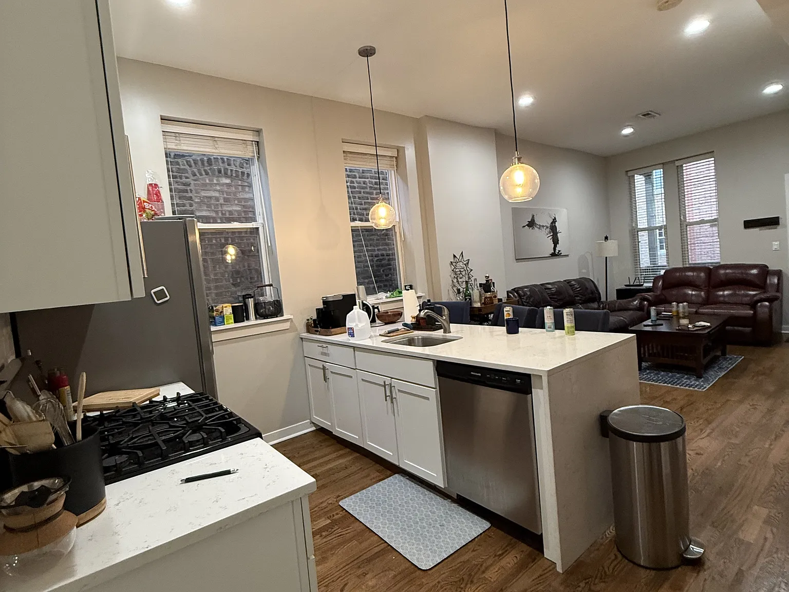 734 North Throop Street - 4R — Photo 1