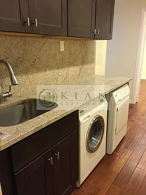 Rented by Kian Realty | media 10
