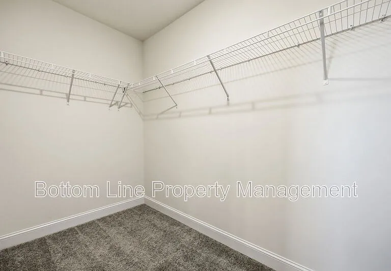24 Blackthorn Ln — Photo 34