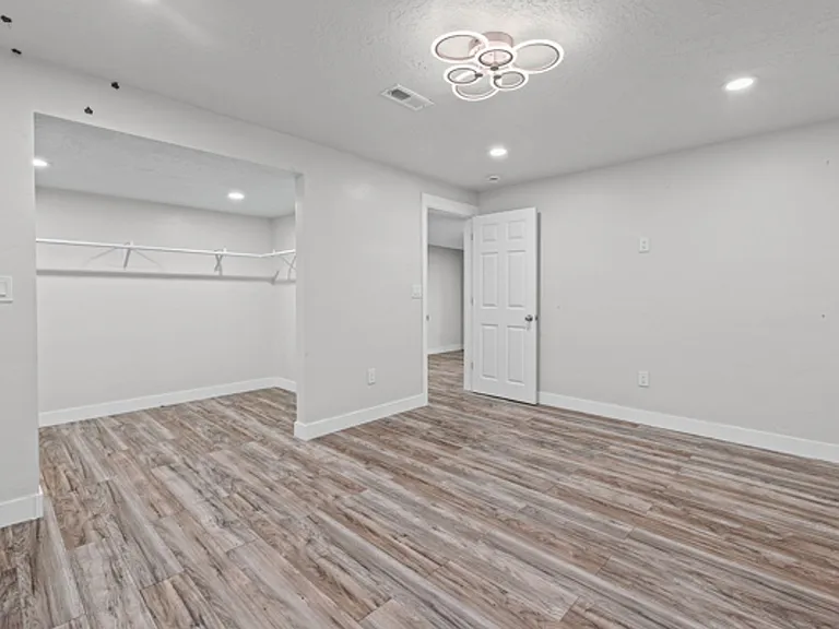 2877 S Greenhead Dr — Photo 17