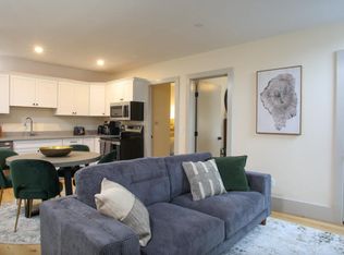 44 Main St FLOOR 3, Stockbridge, MA 01262