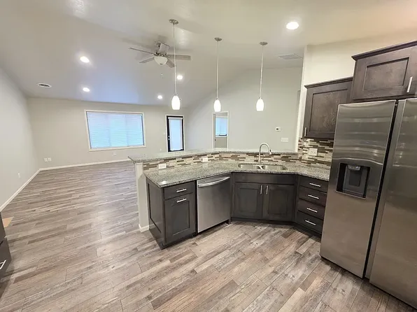 2050 Quail St, 2050 Quail St #9d141e58e, Mitchell, SD 57301