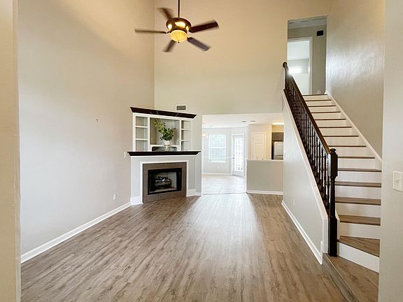 3rd image of 8266 Charrington Forest Blvd