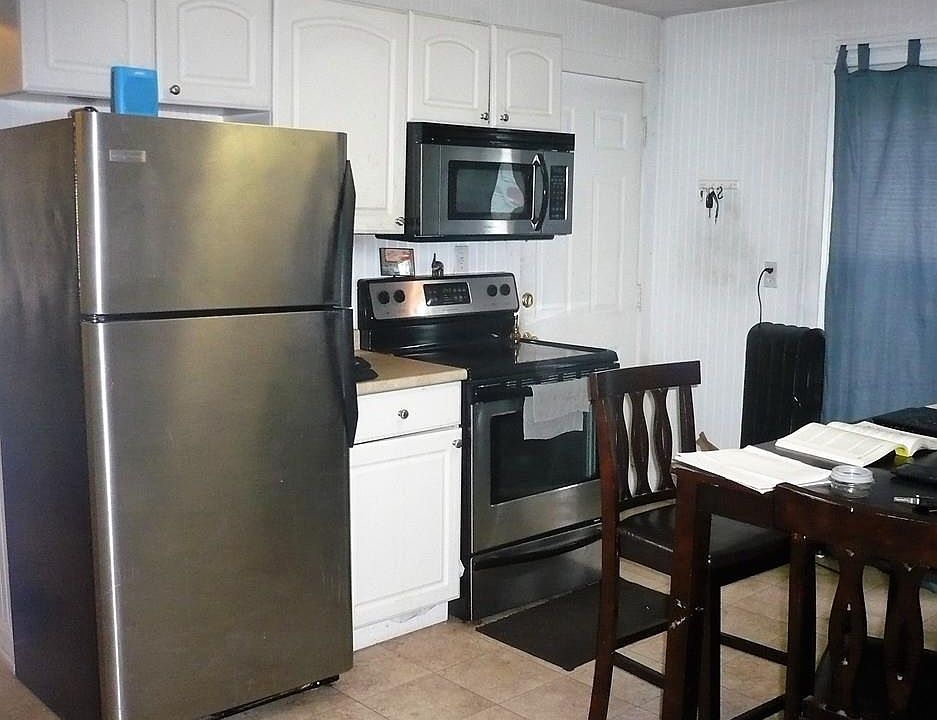 2nd image of 5 Hampden St #1C
