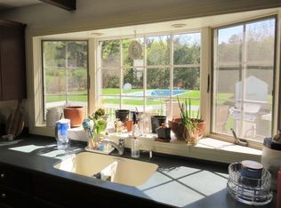 401 East St #2, Walpole, MA 02081