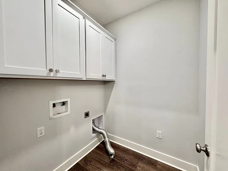 17530 Comfort Blvd — Photo 6