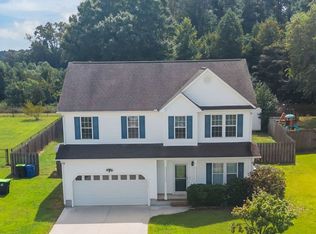 111 Amberwine Cir, Richlands, NC 28574