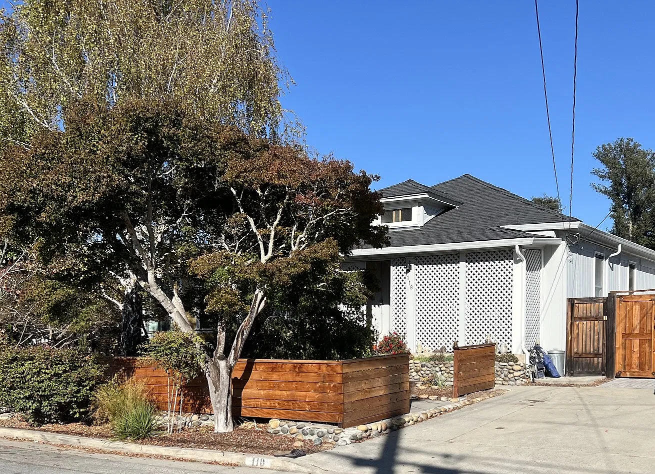 3 bed, 1410 sqft, $3,950 — Photo 2