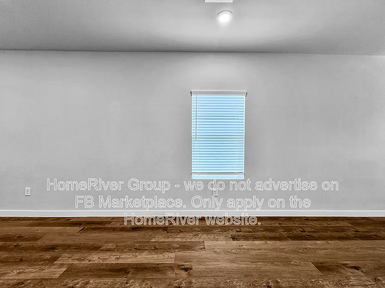 11889 Whirlaway Dr — Photo 4