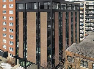 331 Cooper St #602, Ottawa, ON K2P 0G5