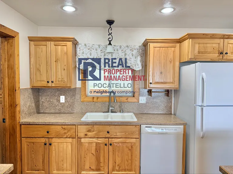 13355 N Dekay Rd — Photo 5