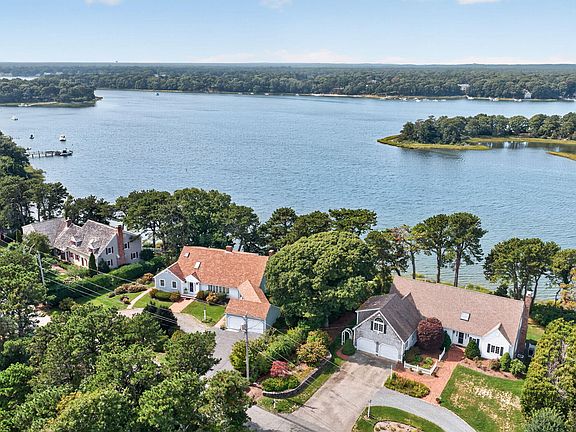 4th image of 93 Cove Road