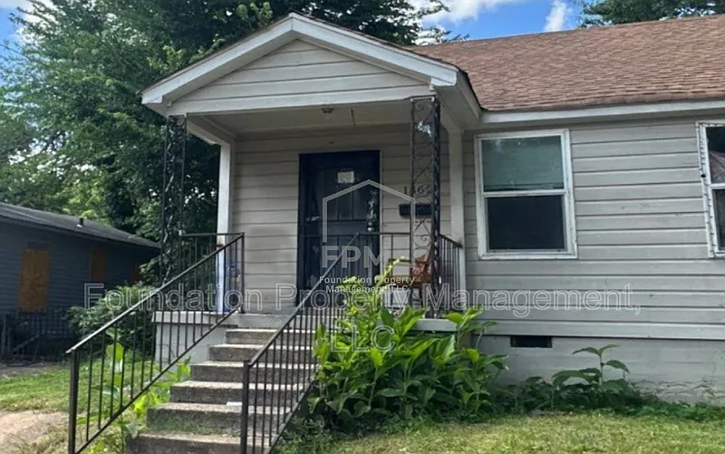 2 bed, 2.0 bath, 1320 sqft, $915 — Photo 2