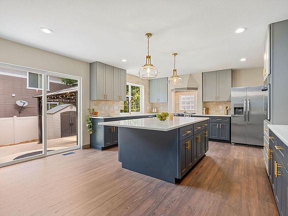 2nd image of 5127 Silverwood Dr