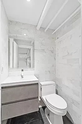 Rented by Current Real Estate Advisors | media 7