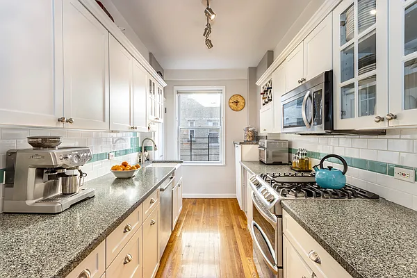 Sold by Compass | media 3