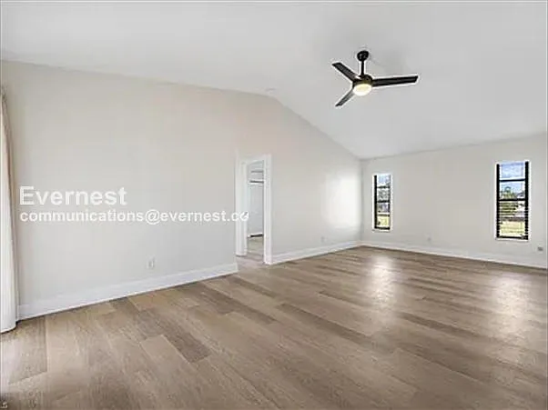 1304 SE 11th St — Photo 8
